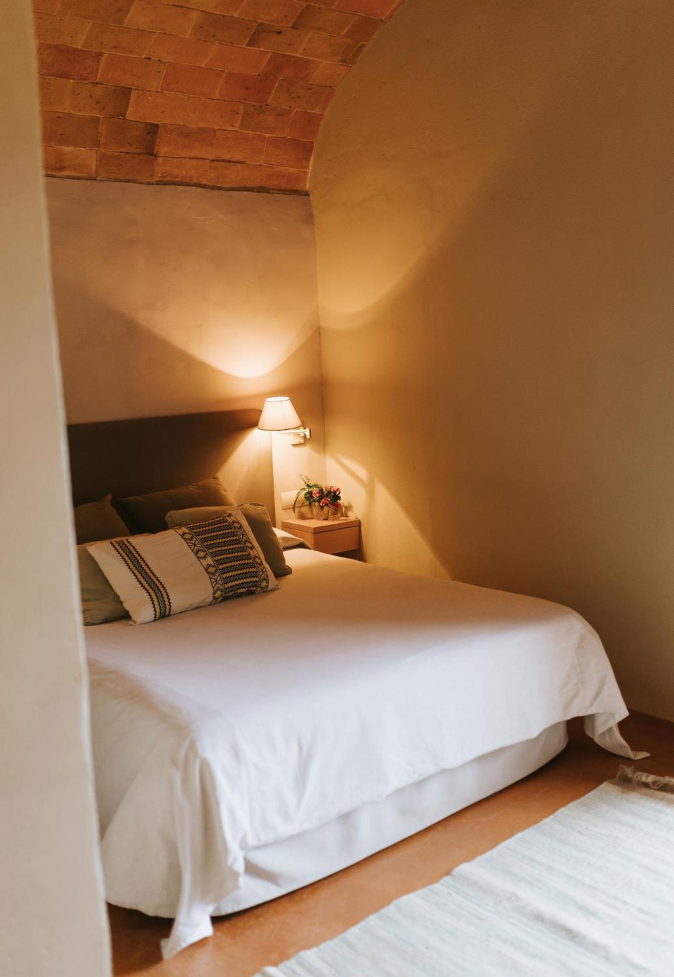 Apartamentos En La Rectoria De Regencós Exteriör bild